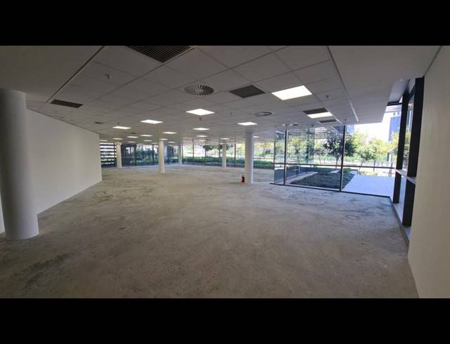 BUSINESS PROPERTY TO RENT IN WATERFALL